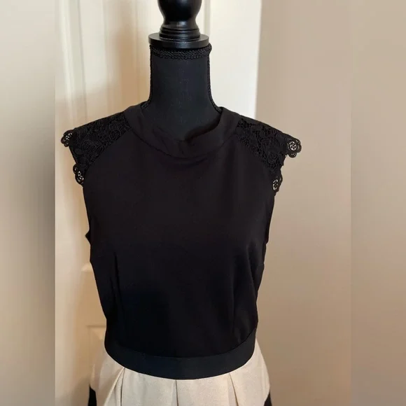 Sleeveless Dress - Picture 4 of 7